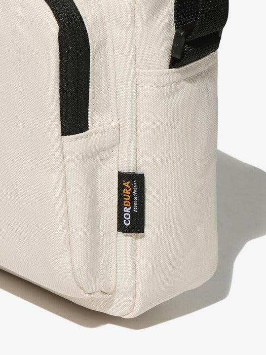 Essential Mini Crossbody Bag_FS3BCG3331X_CRM