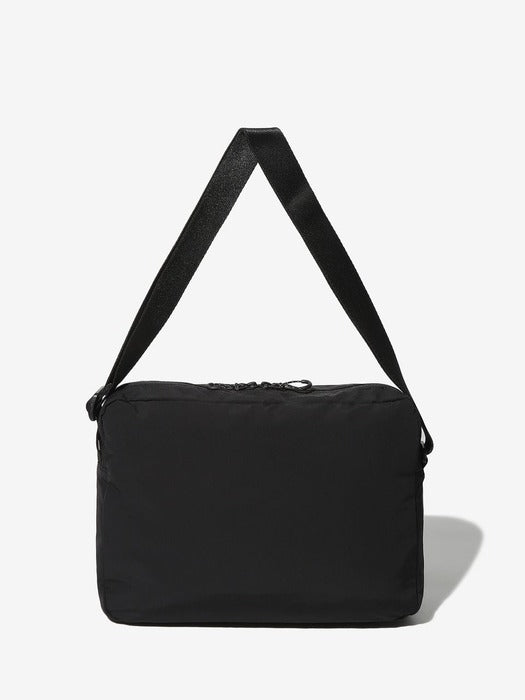 Basic Pocket Crossbody Bag_FS3BCG4137X_BLK