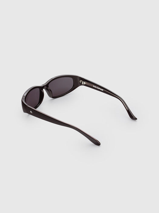 Sunglasses in brown - Premium quality product image