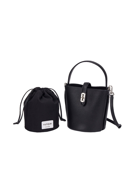 [vunque] Perfect Drawstring Pouch Small, Black