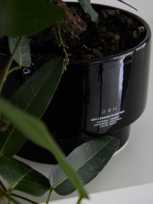 Wconcept_Gbh_Home Ceramic Plant Pot Black (Saucer included)