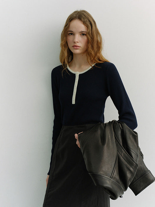 Dunst Buttoned Round-Neck Knit Top Navy