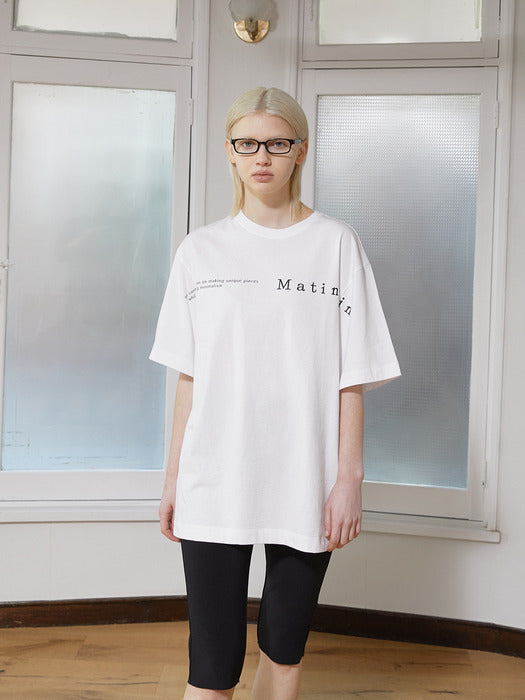 HALF TEXT LOGO TOP FOR WOMEN IN WHITE