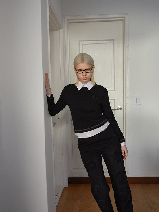 CUT LINE DETAIL LONG SLEEVE LOGO TOP IN BLACK