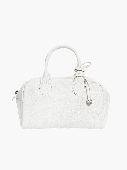 Margesherwood Heart Charm off white cracked