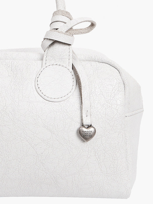 Margesherwood Heart Charm off white cracked
