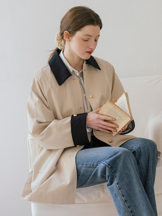 [TILLIDIE] Contrast coloring half mac trench coat_Beige