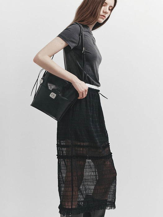 Raive Riley Bucket in Black