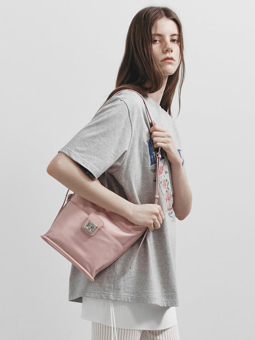 Raive Riley Nylon Bucket in Pink