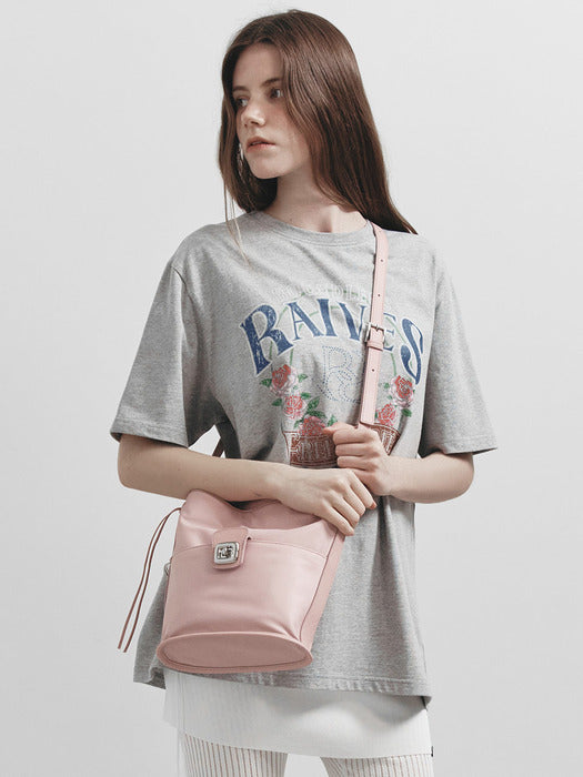 Raive Riley Nylon Bucket in Pink