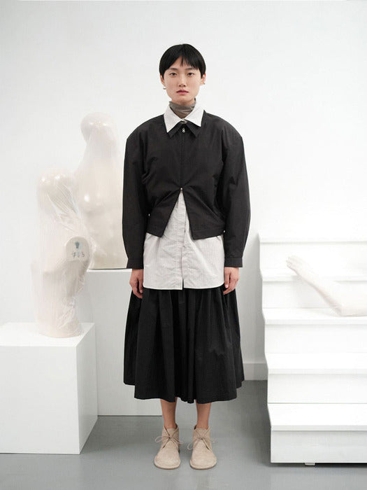 [amomento] CROPPED ZIP-UP JUMPER_BLACK