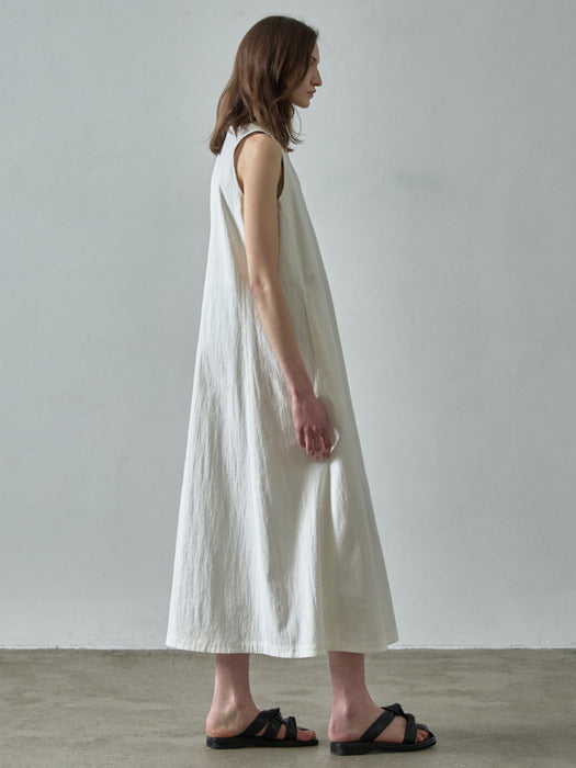 Facade Pattern U-Neck Sleeveless Dress white