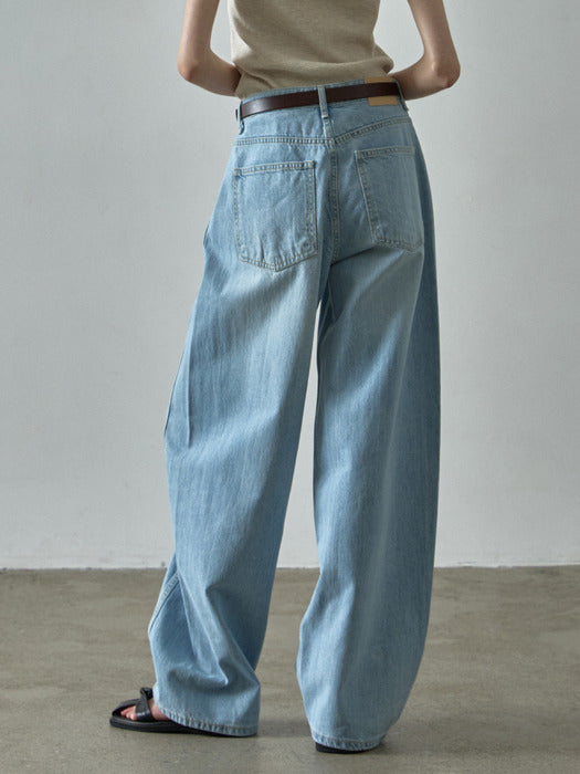 [facade pattern] Wide Tapered Denim - Light Indigo