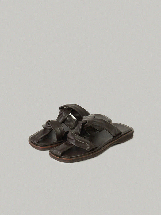 [facade pattern] Weave Sandal - Chocolate