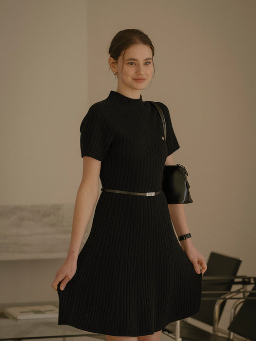 [TILLIDIE] Soft wool logo point slim knit dress_Black