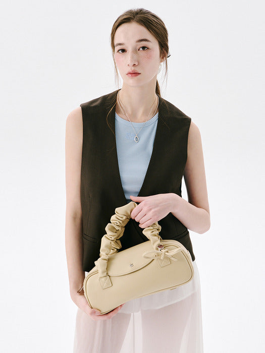 Carlyn Koy Shoulder Bag