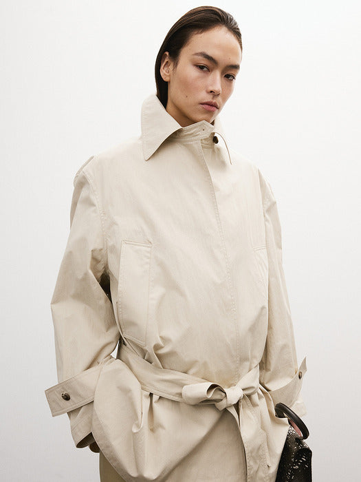 [recto] WIDE FIT SHORT TRENCH COAT (LIGHT BEIGE)