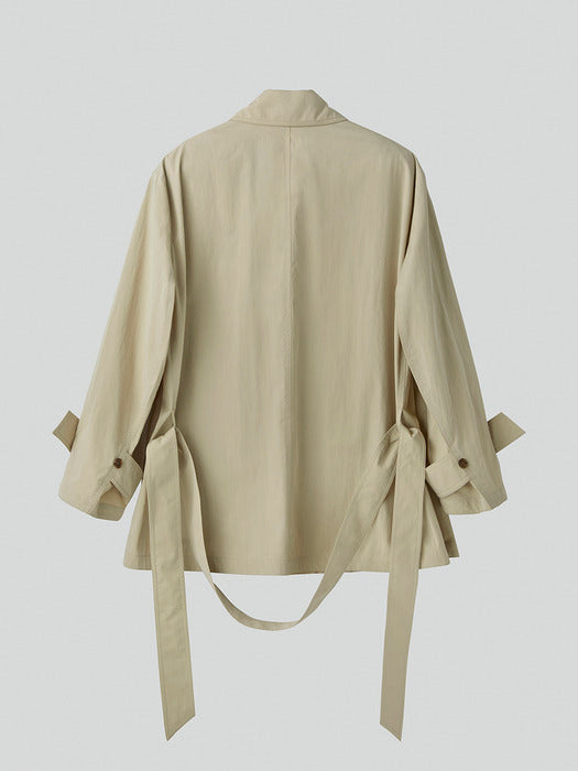[recto] WIDE FIT SHORT TRENCH COAT (LIGHT BEIGE)