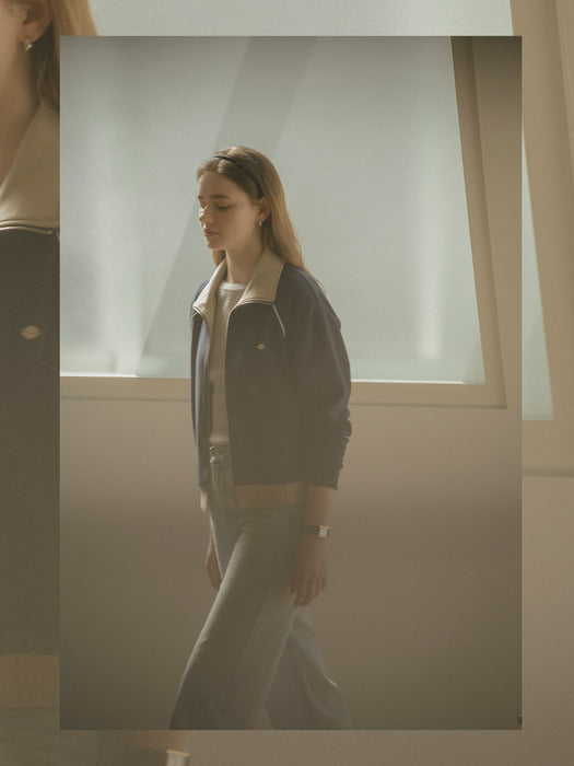 [TILLIDIE] Contrast coloring high neck detail jersey zip-up_Navy