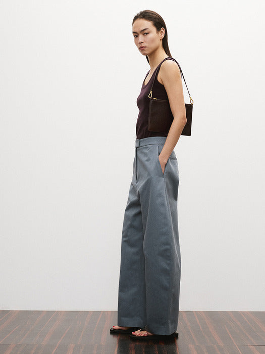 [recto] HIGH-RISE CURVED LEGS PANTS (DUSTY BLUE)