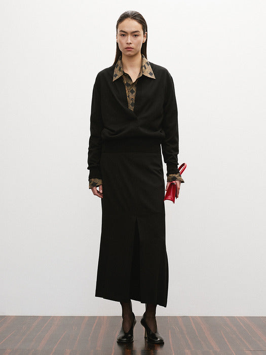 [recto] Front Slit Long Skirt (Black)