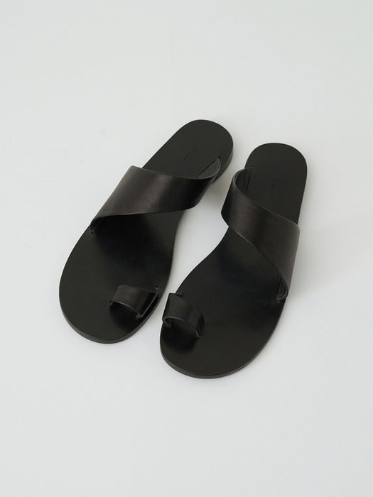 Shoes in black - Premium quality product image