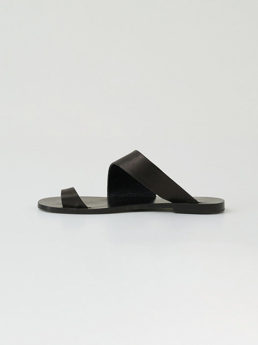 [moia] curved flip-flops (black)