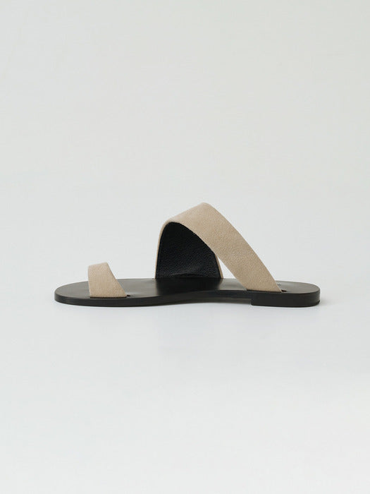 [moia] curved flip-flops (beige suede)
