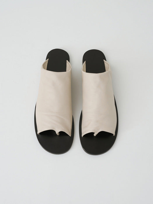 [moia] wrinkle mule (ivory)