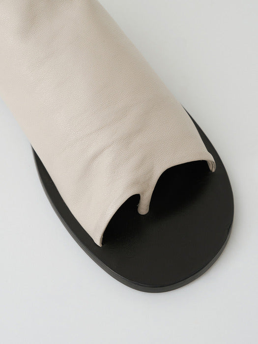 [moia] wrinkle mule (ivory)