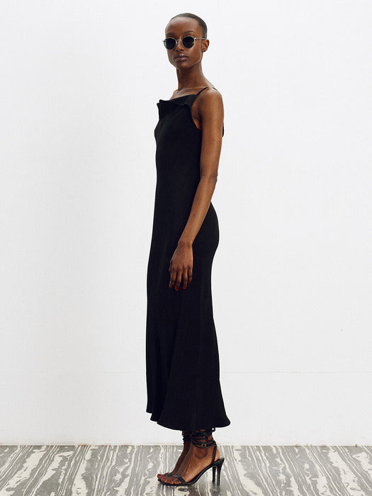 [recto] DRAPERY NECKLINE SLIP DRESS (BLACK)