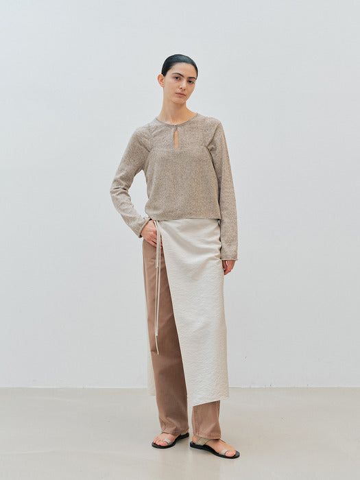 Clothing in beige - Premium quality product image