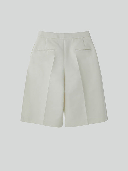 Recto Pin Tucked Detail Vermuda Pants (Ecru)