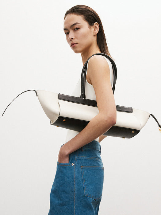 [recto] OCTOBER 1997 MEDIUM (CREAM)