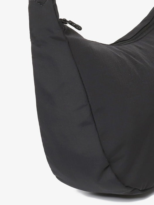 Half-Moon Hobo Crossbody Bag_FS3BCH1134X_BLK