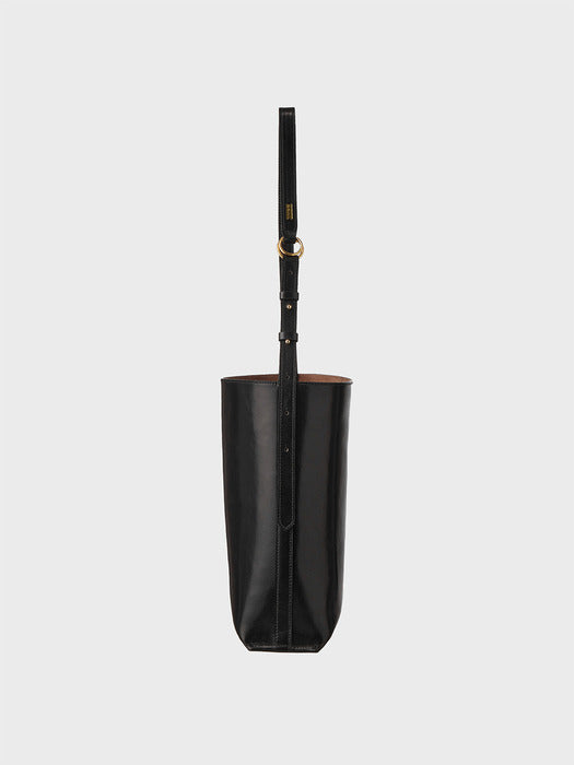 Eenk Double-Ring Bucket Bag - Black