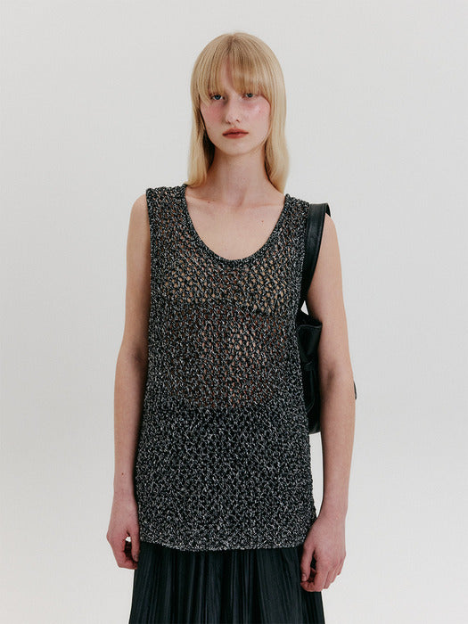 Eenk Chunky Knit Top - Black