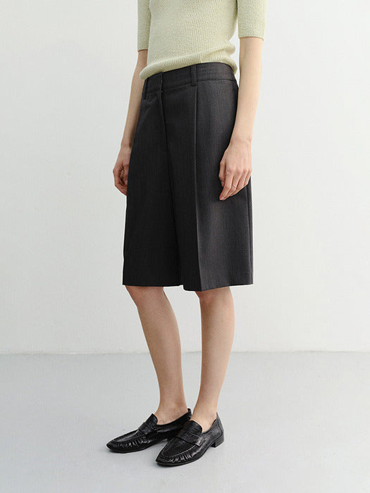 Dunst Bermuda Shorts Charcoal Grey