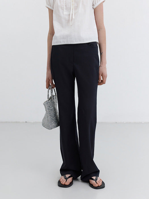 [dunst] SLIM SEMI BOOT-CUT SLACKS NAVY_UDPA5B226N2