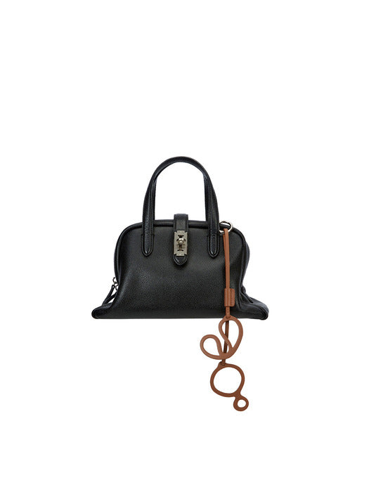 [vunque] VQ Silhouette Charm (VQ 실루엣 참) Camel