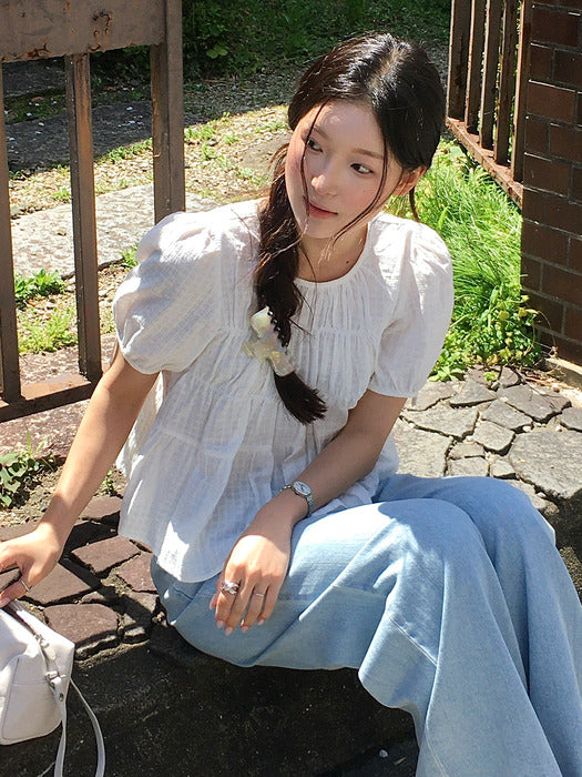 Tillidie Shirring puff blouse Ivory