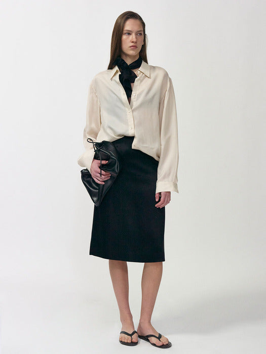 Muse satin skirt (Black)