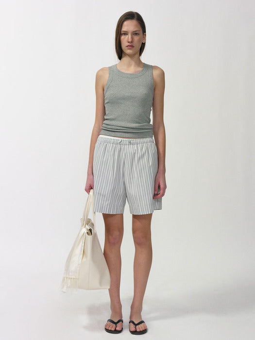 Nothing Written Yaphi short pants (Gray stripe)