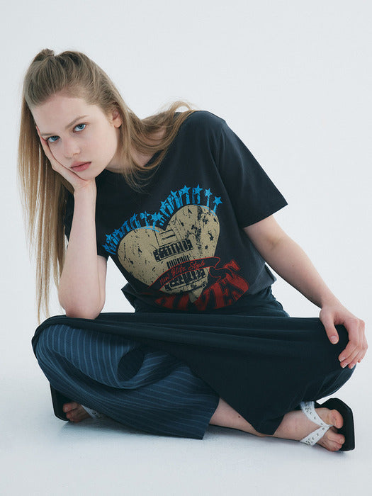 Raive Heart Ravers Graphic T-Shirt