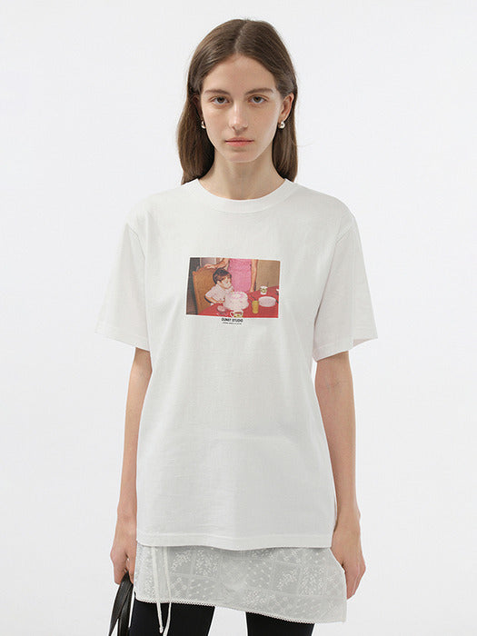 Dunst Unisex Childhood Photo T-Shirt Off White Birthday Red
