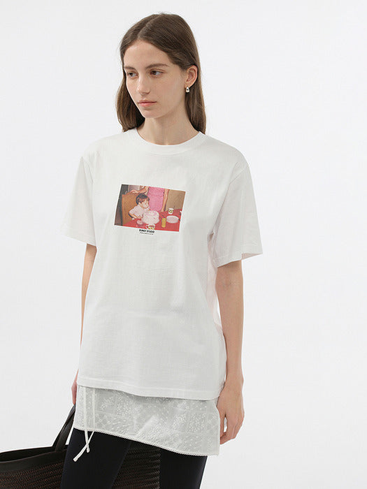 Dunst Unisex Childhood Photo T-Shirt Off White Birthday Red
