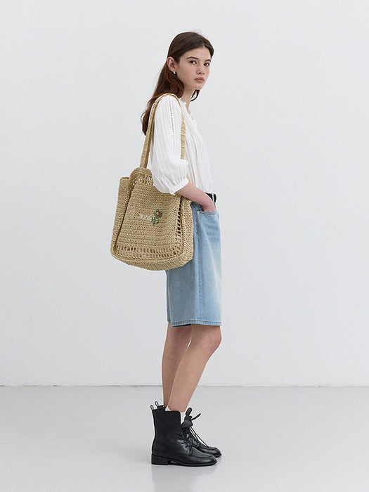Dunst Hand Drawing Bloom Bag Natural Cream