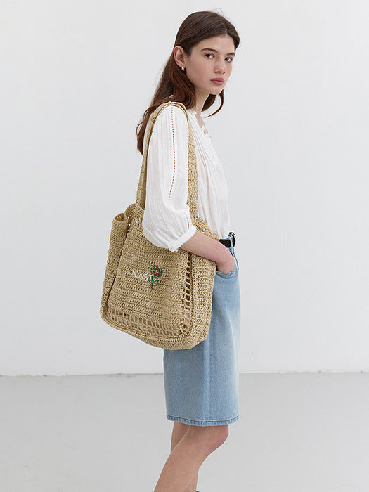 Dunst Hand Drawing Bloom Bag Natural Cream