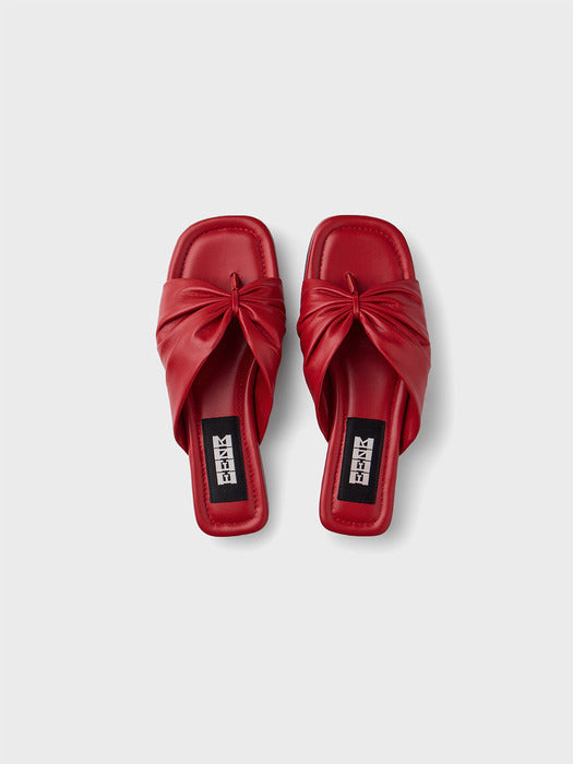 Eenk Gathered Flat Sandals - Red