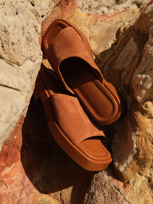 Loeuvre Hale Mules